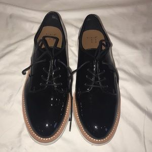 Patent oxfords